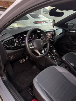 VOLKSWAGEN NIVUS 1.0 200 TSI TOTAL FLEX HIGHLINE AUTOMÁTICO